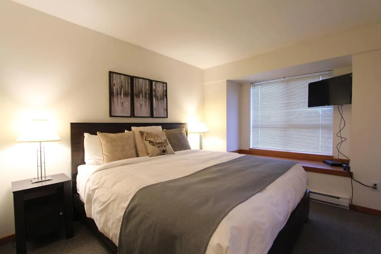 Symphony Condos By Whistler Retreats 0*,
